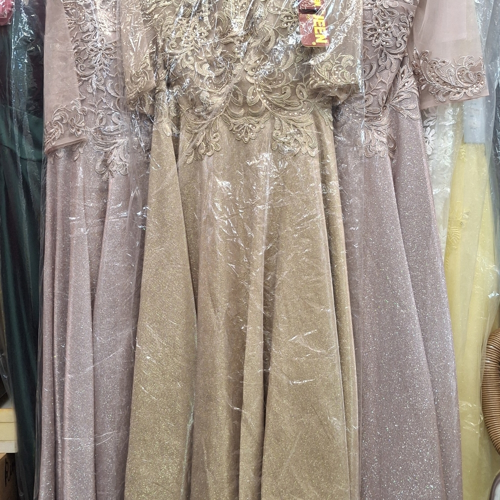 Mother Of The Bride, Parent, Gold Tiered Gown with V-Neck and Flutter Sleeves